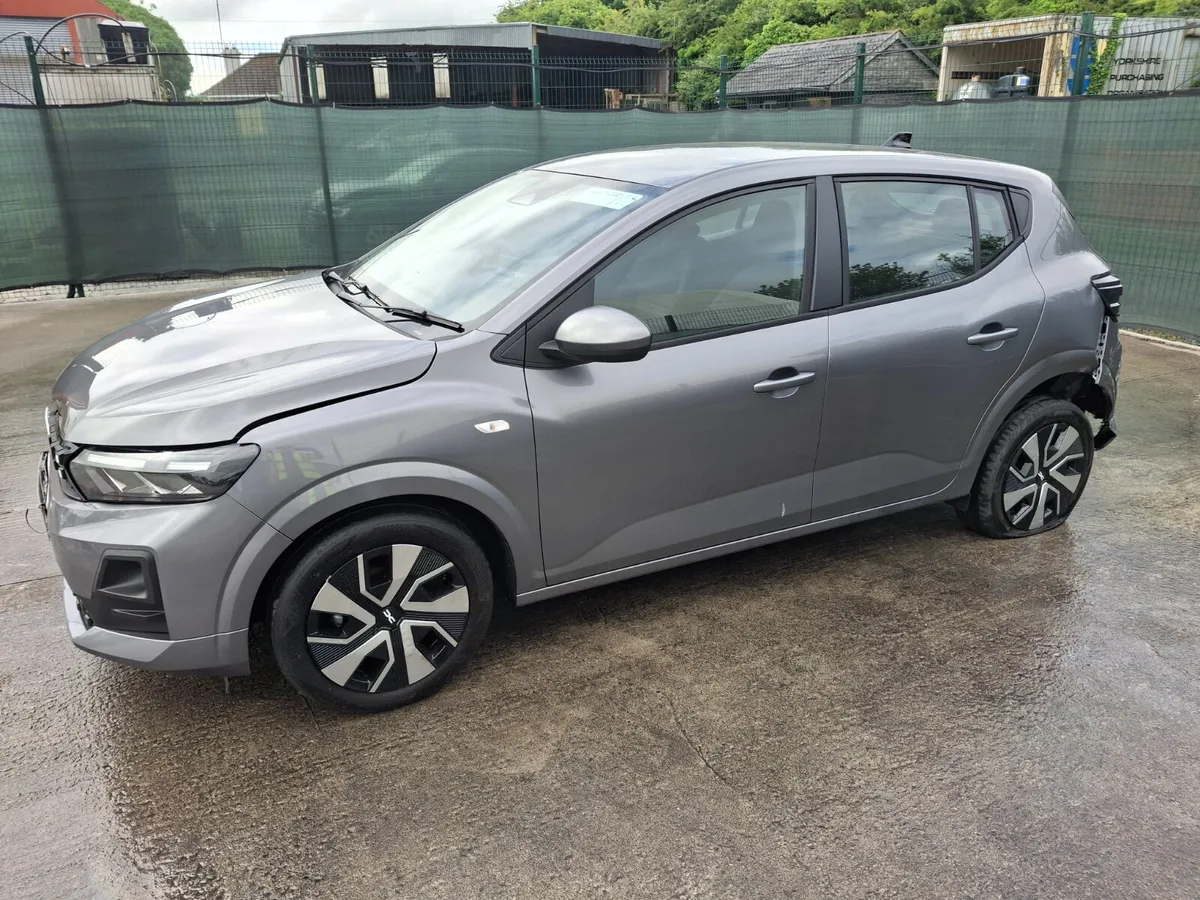 261 Dacia Sandero  Exspersion  Brand new only 103k - Image 1
