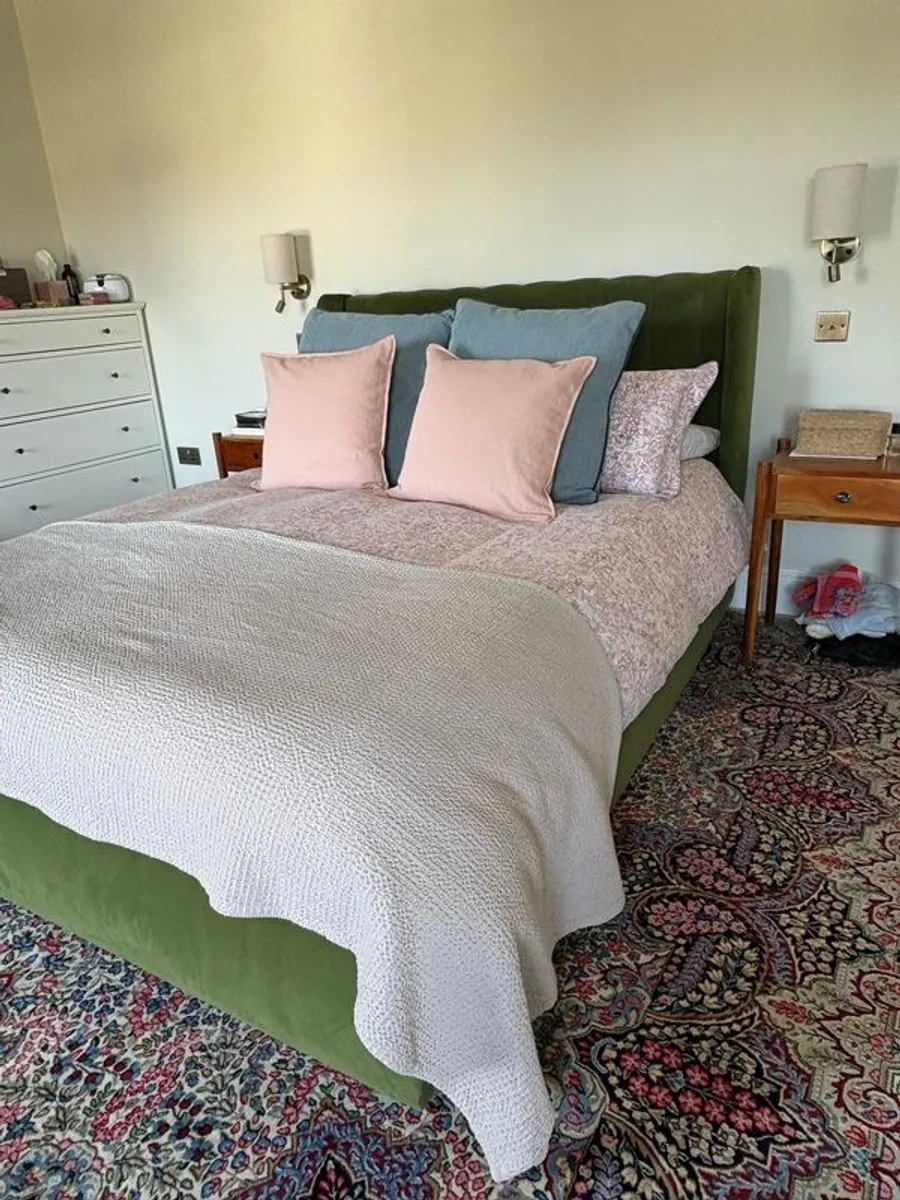 Swoon 'Kipling' King Size Ottoman Bed - Image 1