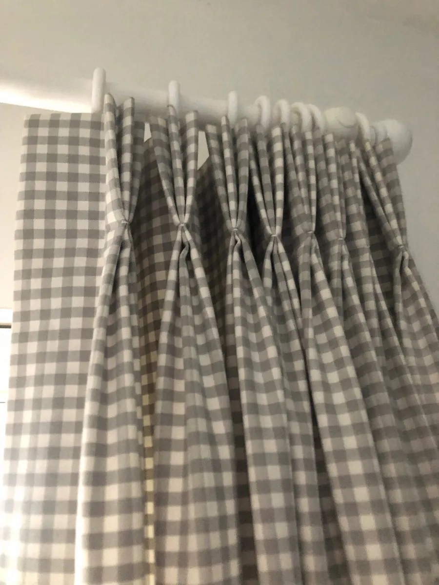 Curtains with French pleats - Image 4