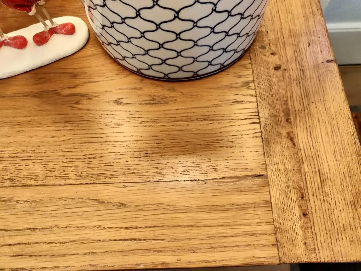 Beautiful solid oak side table - Image 3