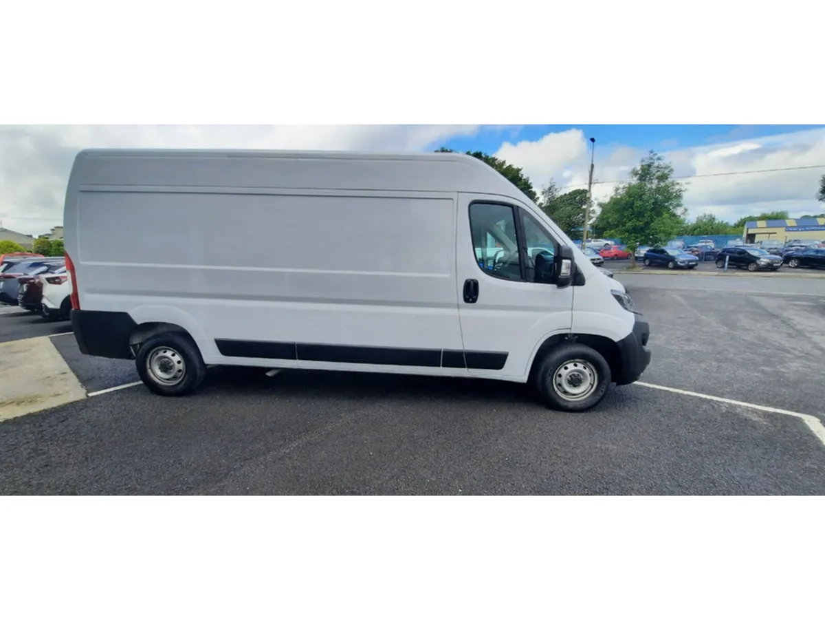 Fiat Ducato 35 L3H2 2.2 140HP EASY - Image 4