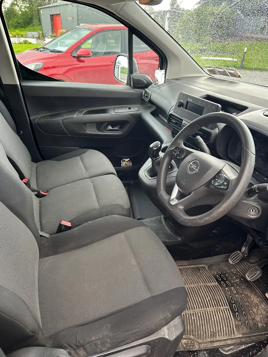 Opel Combo 2019 - Image 2