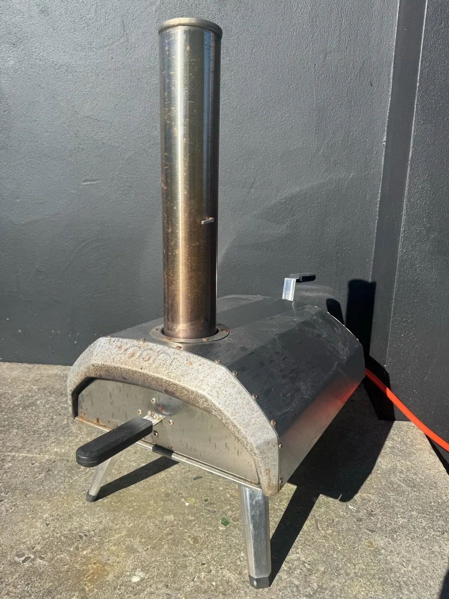 Ooni Karu 12 (Multi Fuel) - Image 1