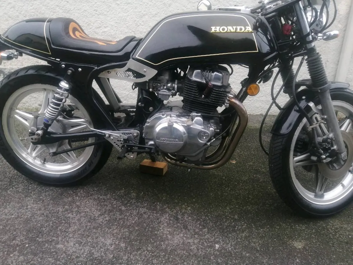 Honda cb250 superdream cafe racer 1980 - Image 1