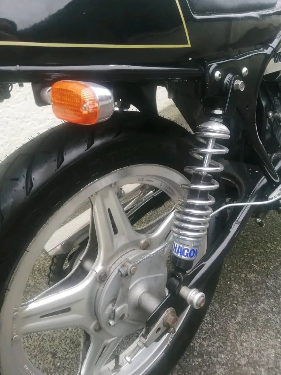 Honda cb250 superdream cafe racer 1980 - Image 4
