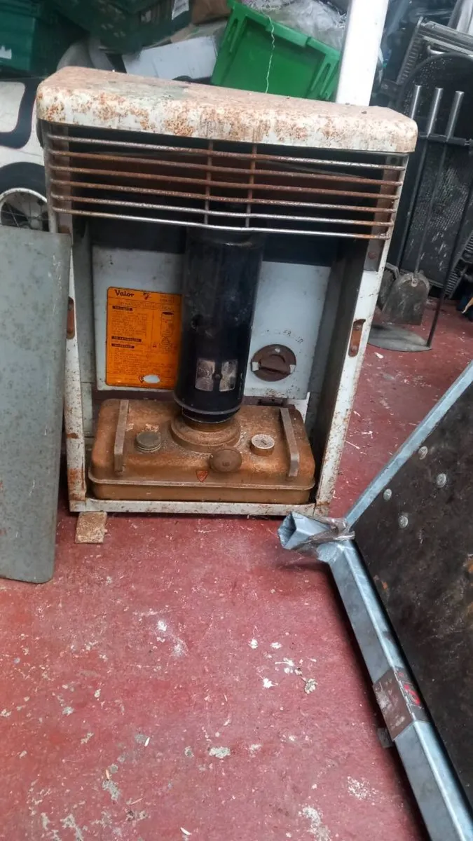 Parrifin heater - Image 2