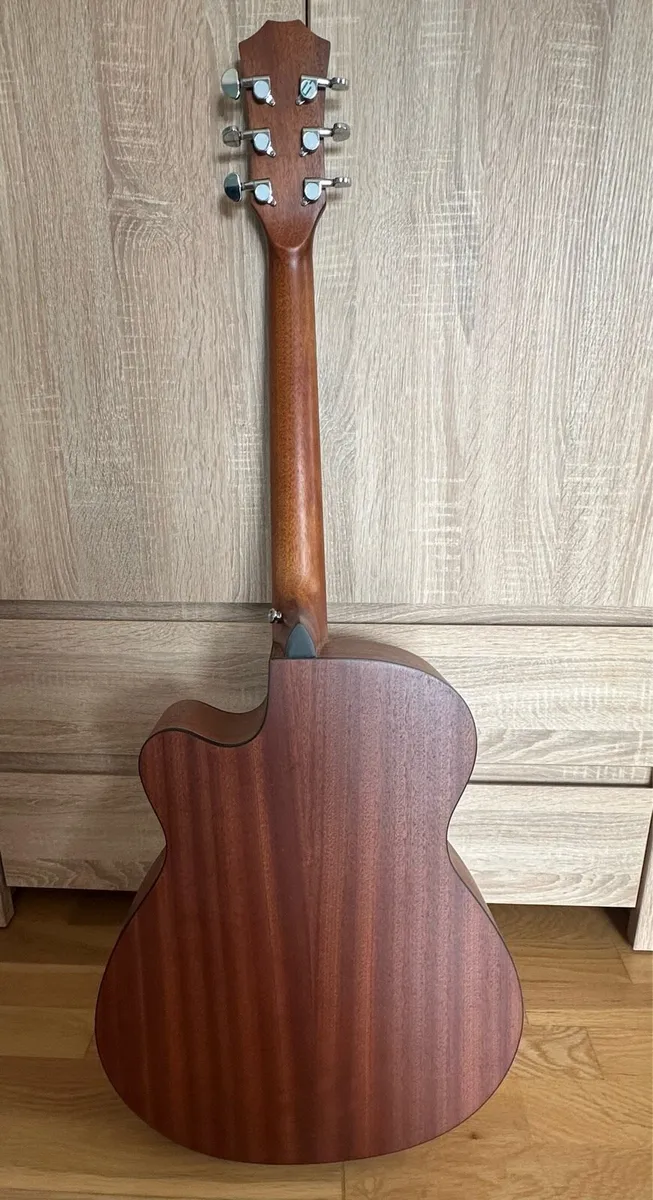 Acoustic Guitar - Image 4