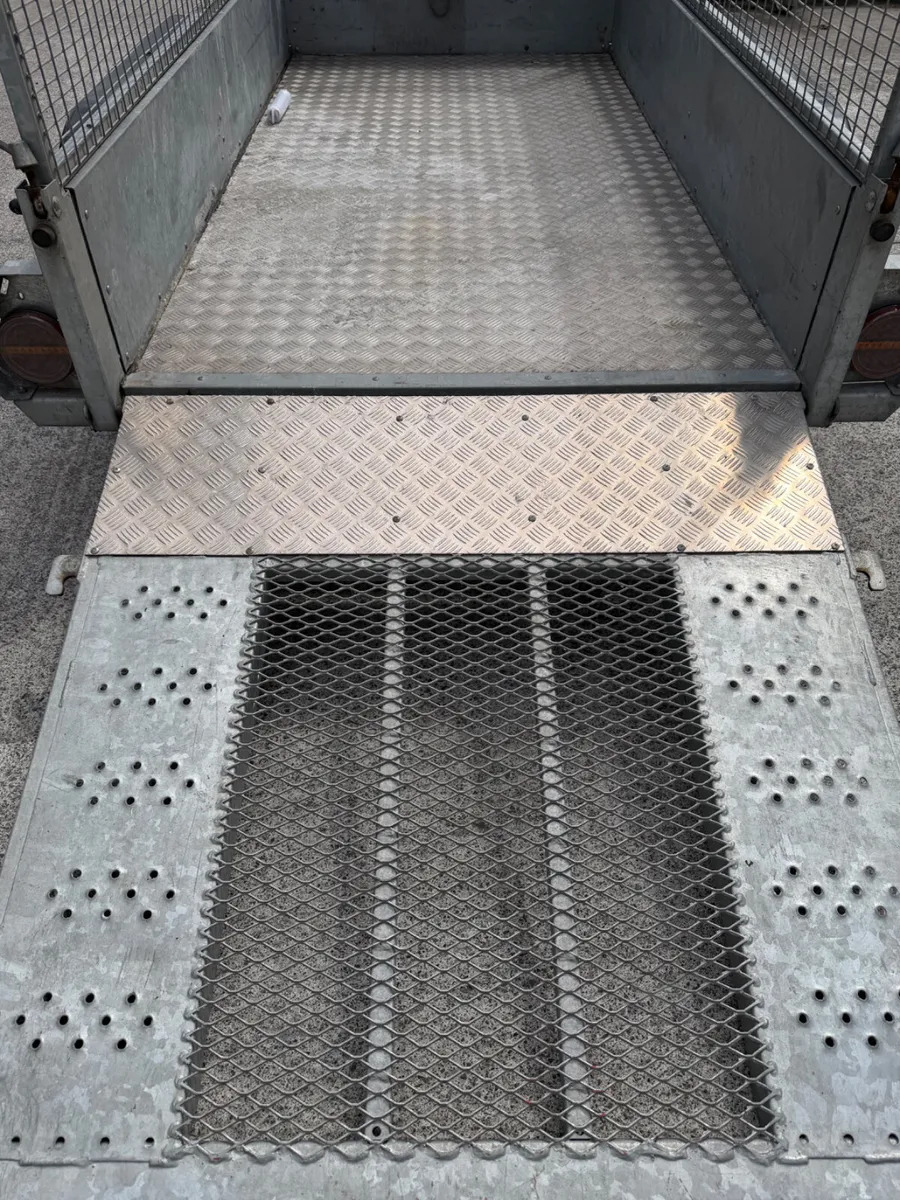 Nugent GP trailer - Image 1