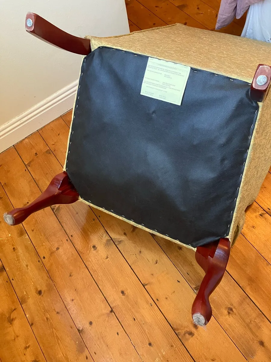 Gorgeous Queen Anne chair - Image 4