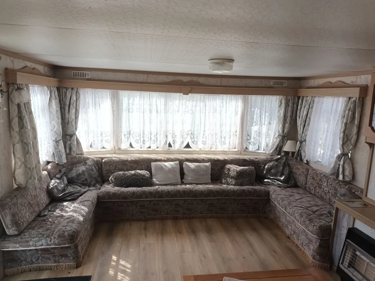 Mobile Home - Image 2