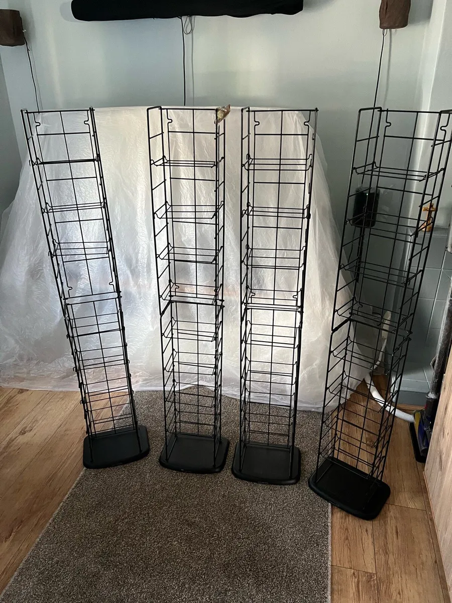 Brand new 4cd stands ext