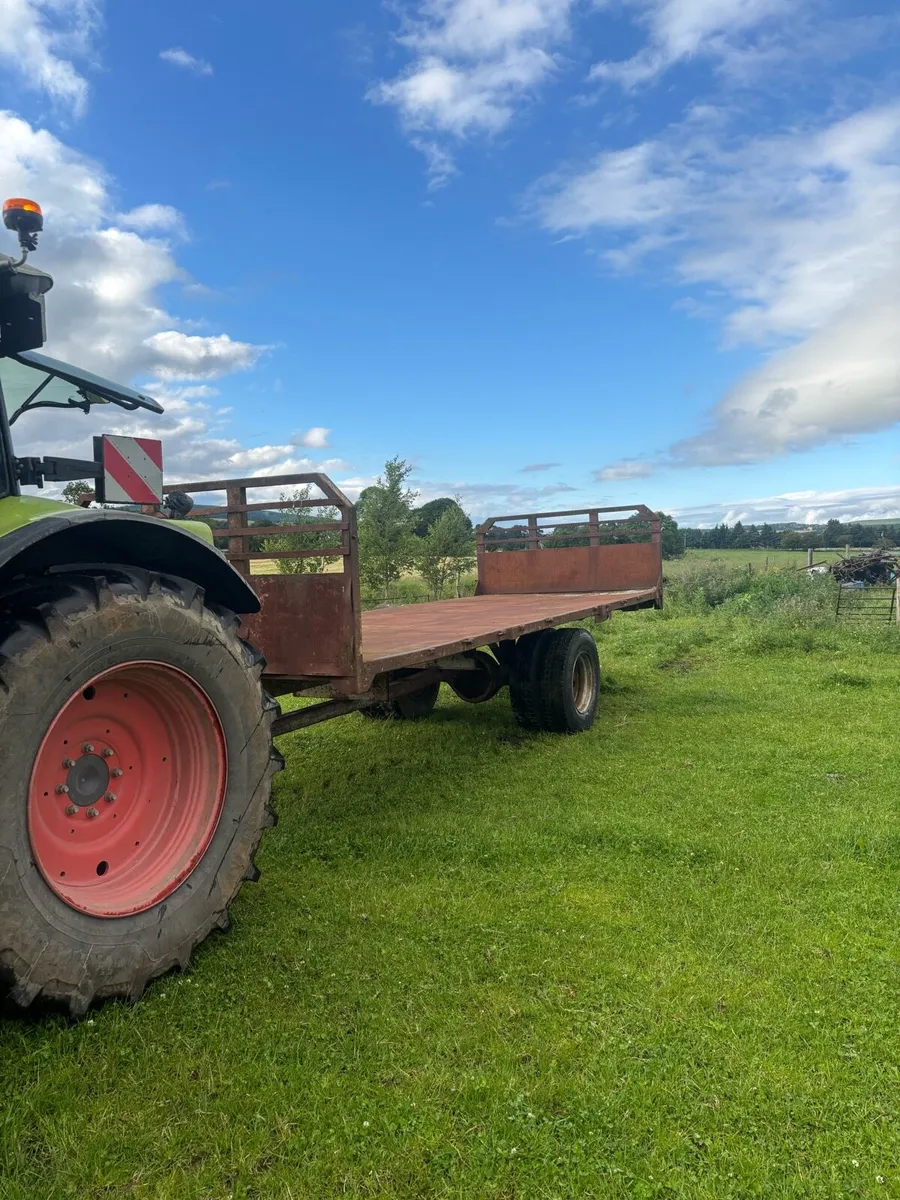 20 foot bale trailer - Image 1