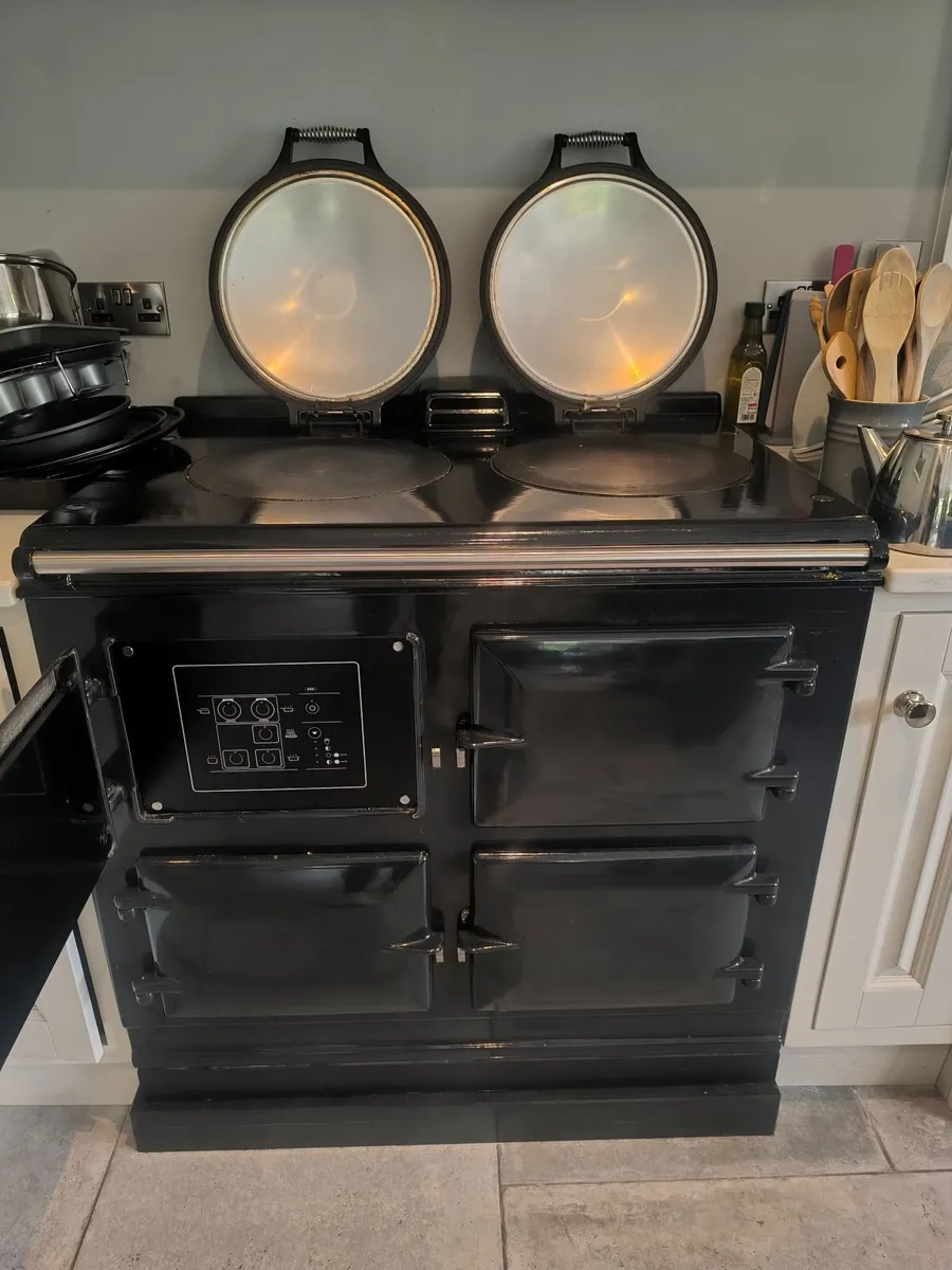3 oven total control  electric Aga - Image 1