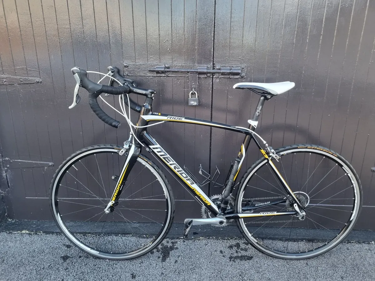Merida adult medium frame. - Image 1