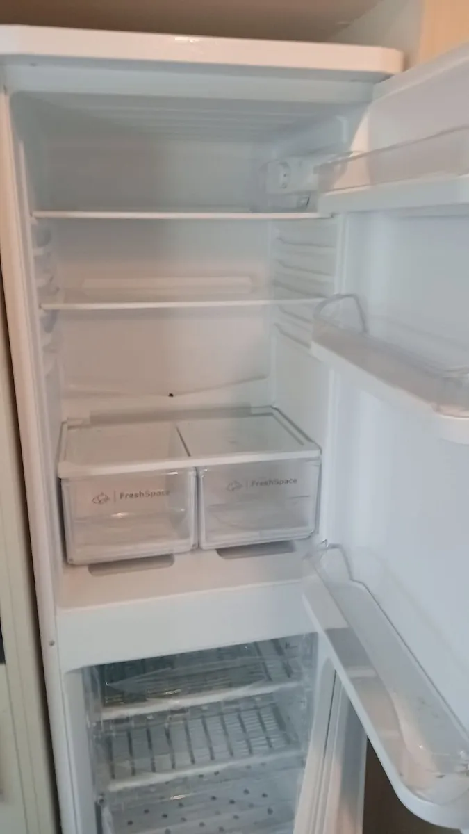 Fridge - Image 2