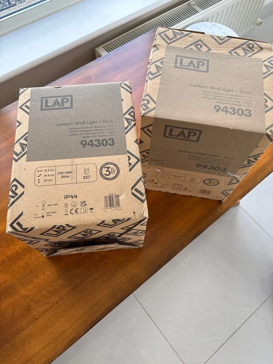 2 x Black Outdoor wall lantern’s (new) - Image 2