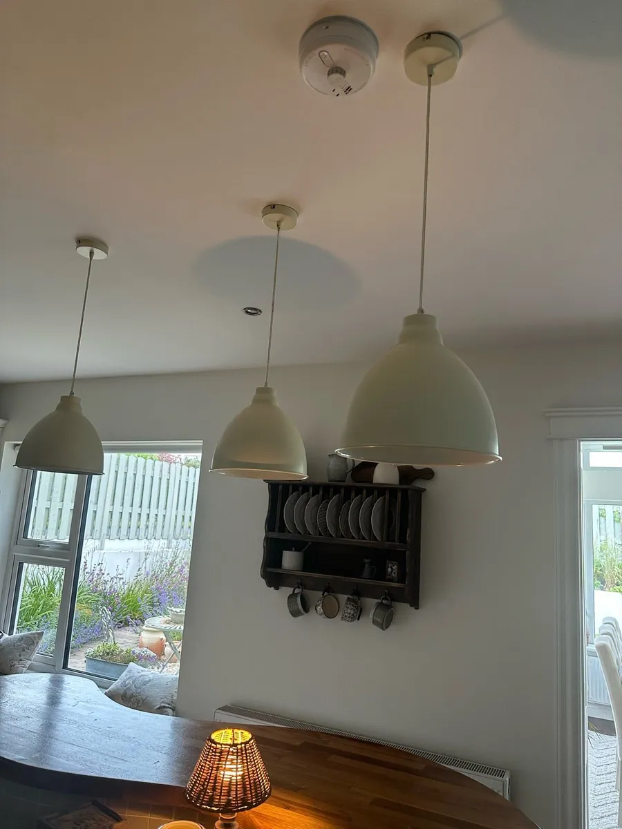 Pendant Lights - Image 1