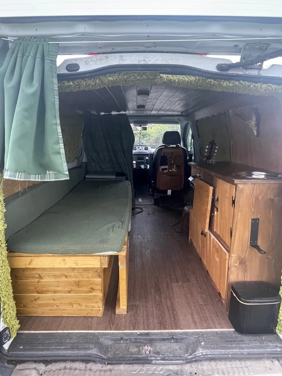 Mercedes Vito Camper - Image 3