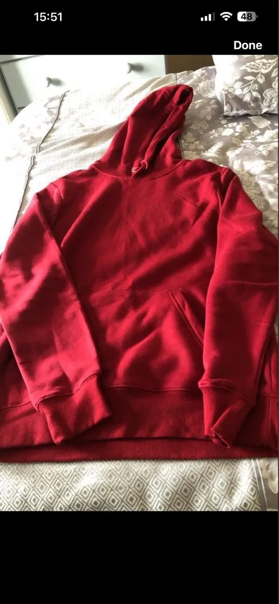 Mens hoodie size M €5 - Image 1