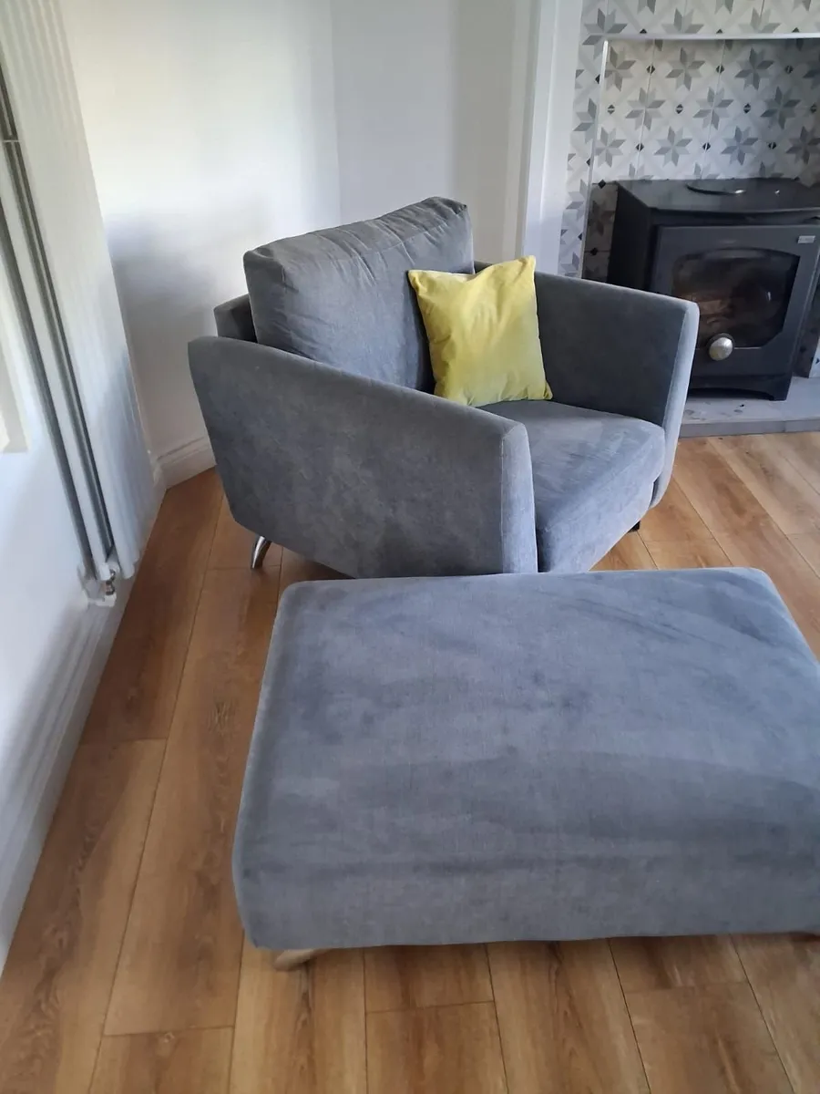 LARA ARM CHAIR & FOOTSTOOL SET - Image 3