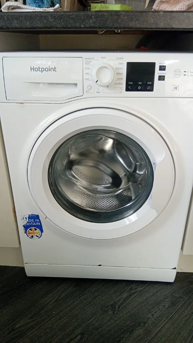 Clothes washer - Image 1
