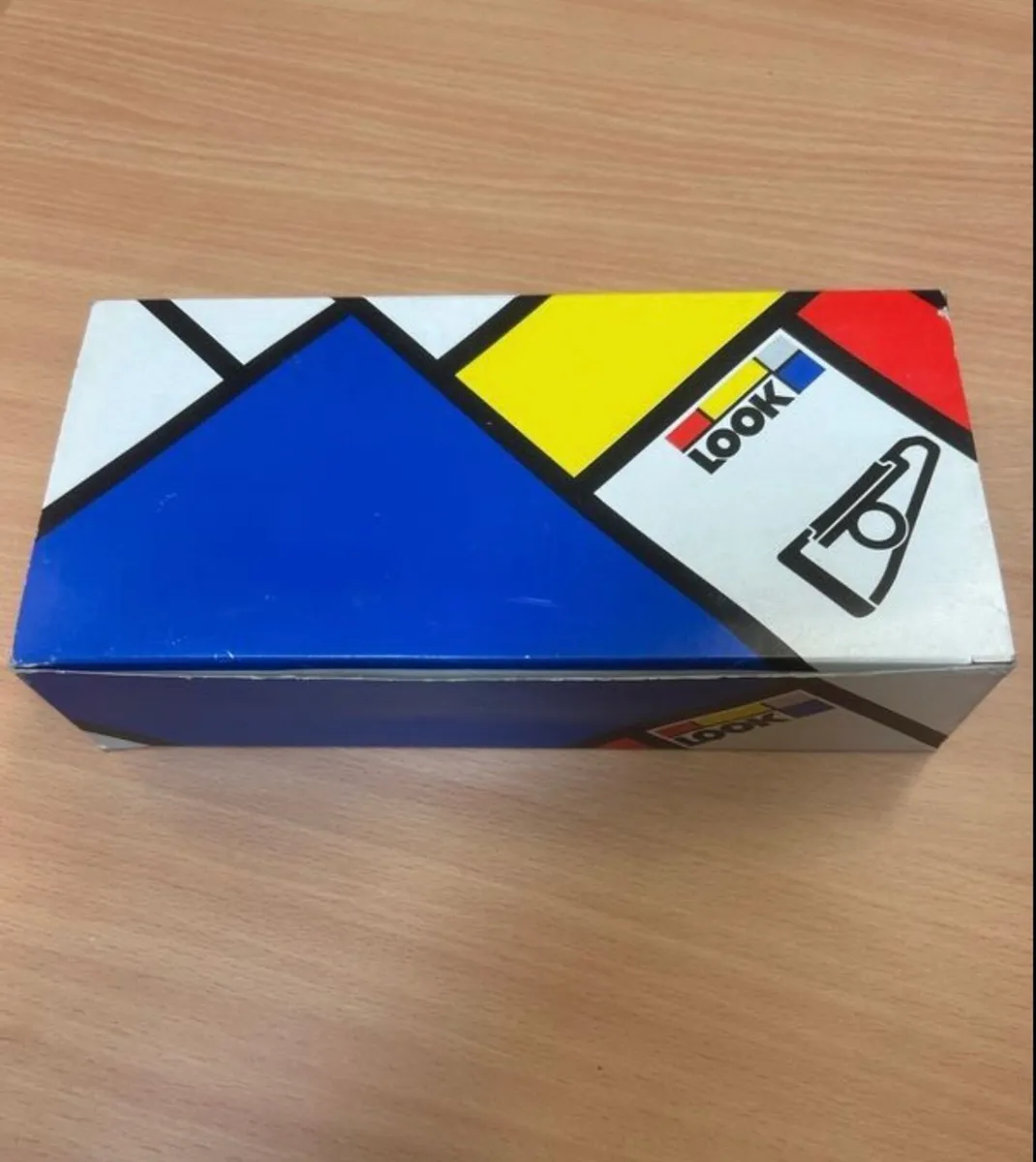 Original look pedals - new in box - Image 1