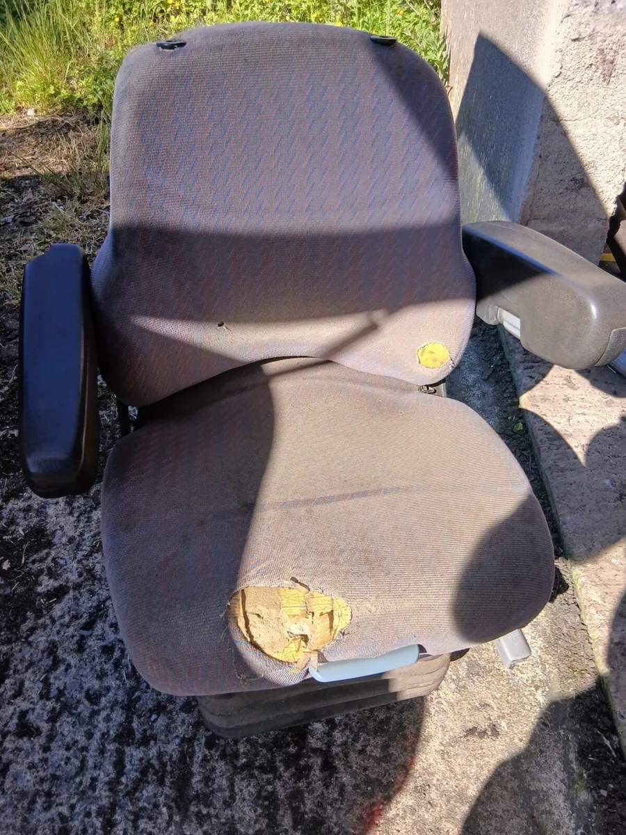 New Holland Tractor Seat - Image 1