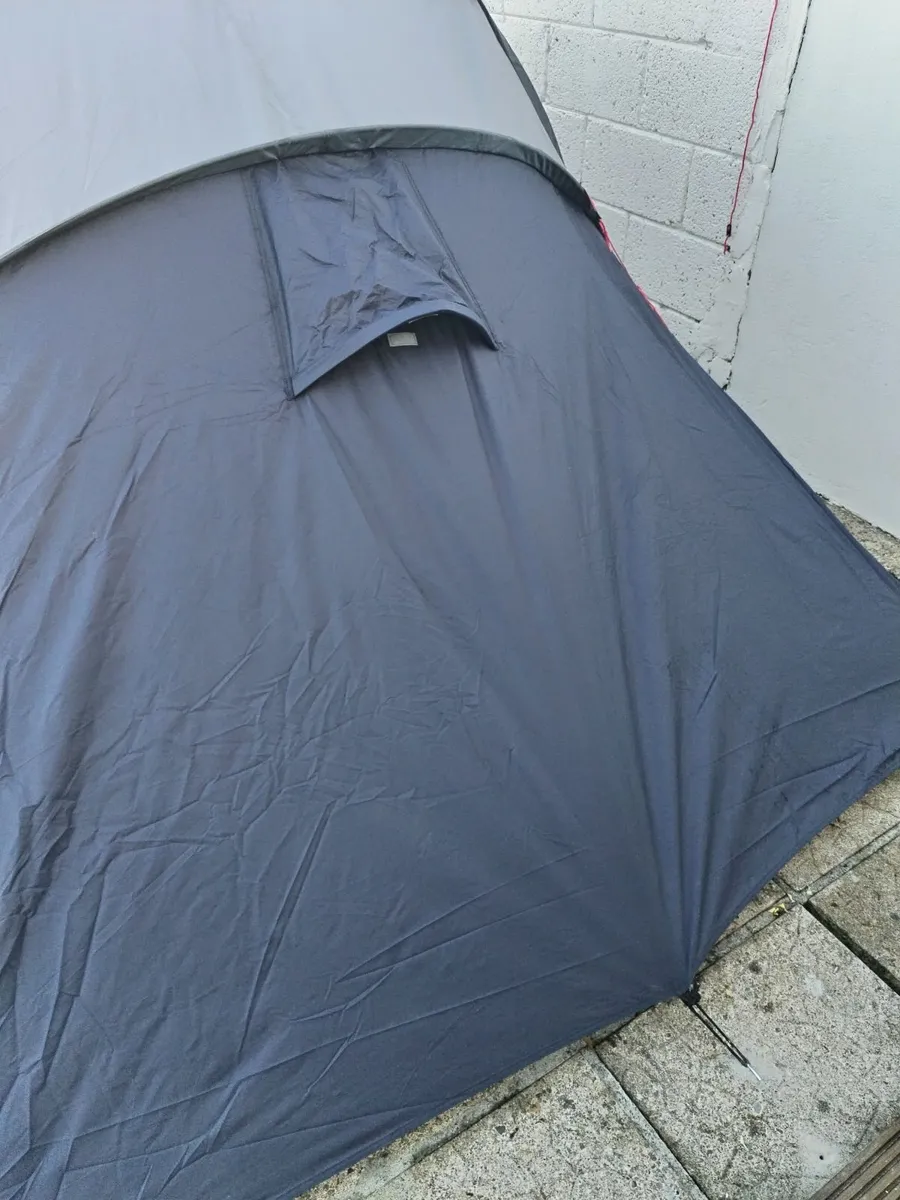 4 person tent - Image 3