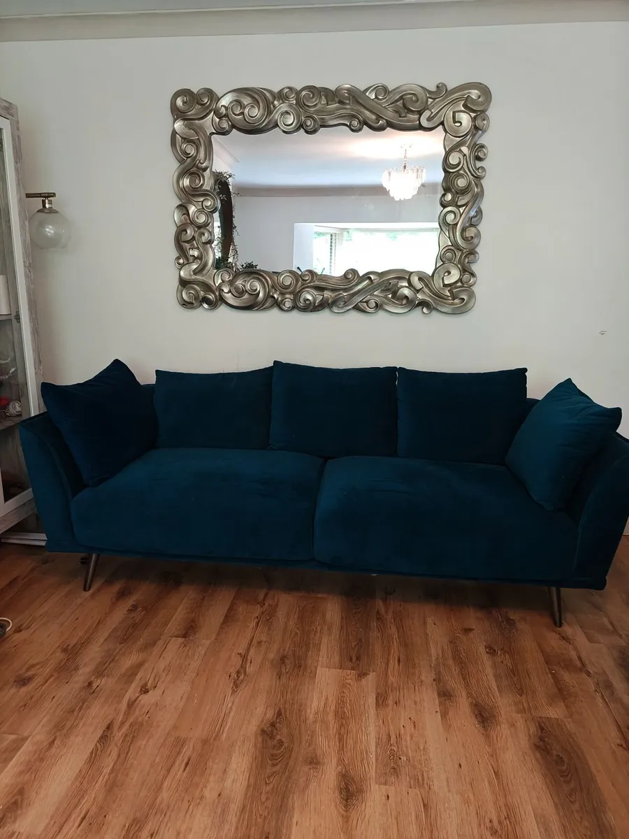 3 and 1 seater sofa set - Image 2