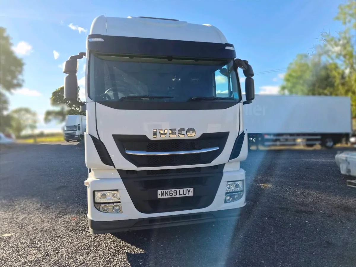 2020 iveco stralis 460 - Image 2