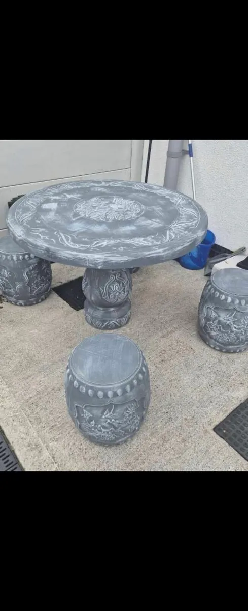 Concrete Table and Stool Set. (MOULD ONLY) - Image 2