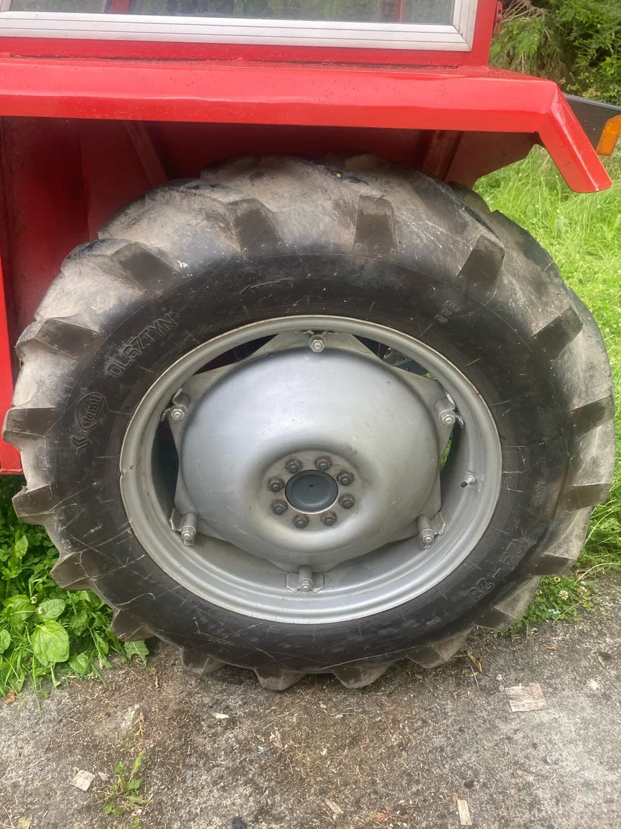 Massey Ferguson 135 - Image 4