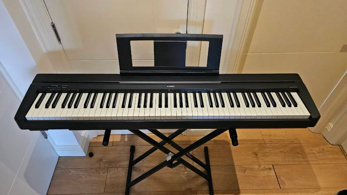 Yamaha P45 digital piano - Image 2