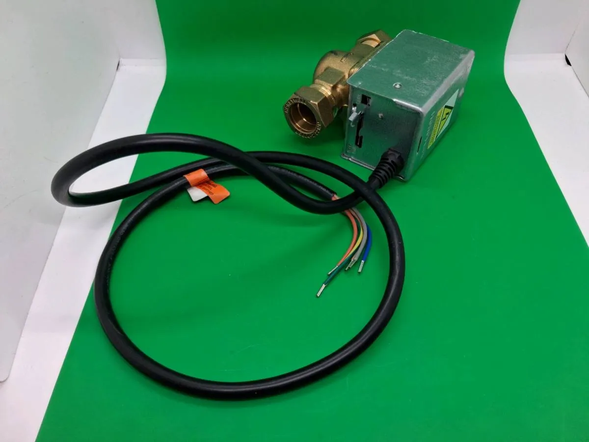 Postage - Honeywell 22mm 2 Port Zone Valve 272848 - Image 4