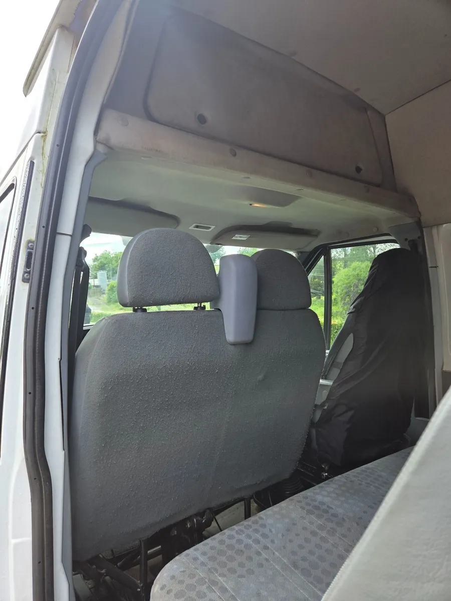 Ford Transit 2013 - Image 2