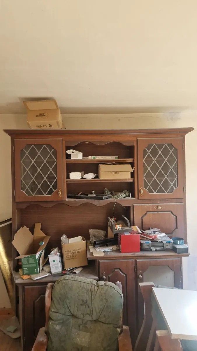 Dresser - free to take - Image 1