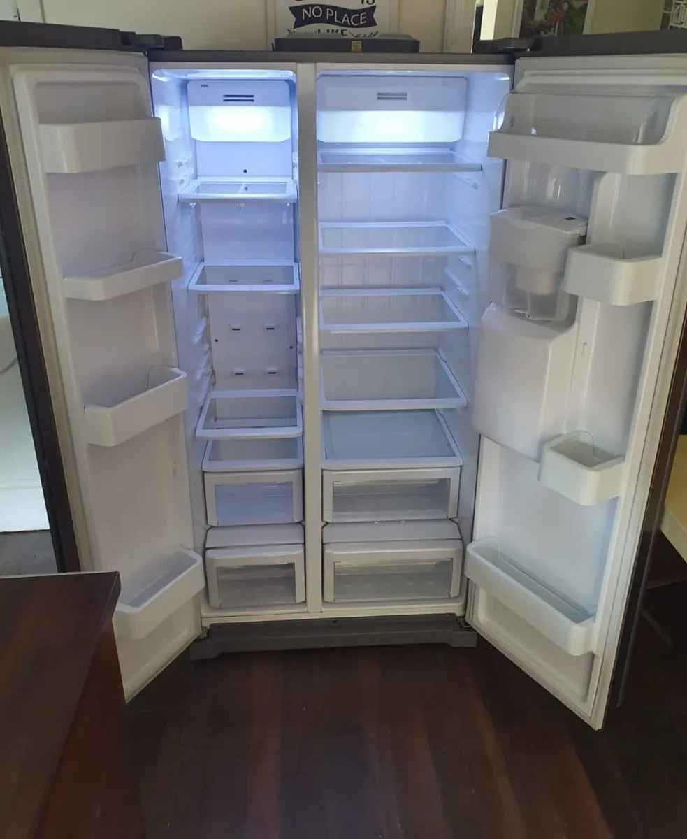 Samsung American Fridge Freezer - Image 2