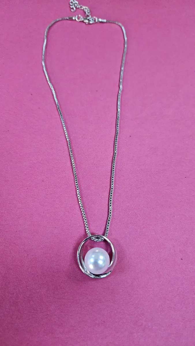 Necklace and Earrings - Image 4