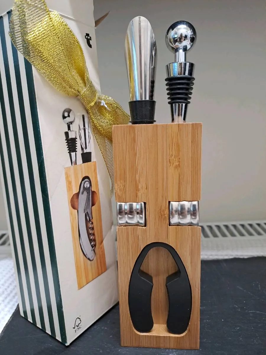 Bamboo Wine Accessory Gift Set – Complete in Box - Image 4