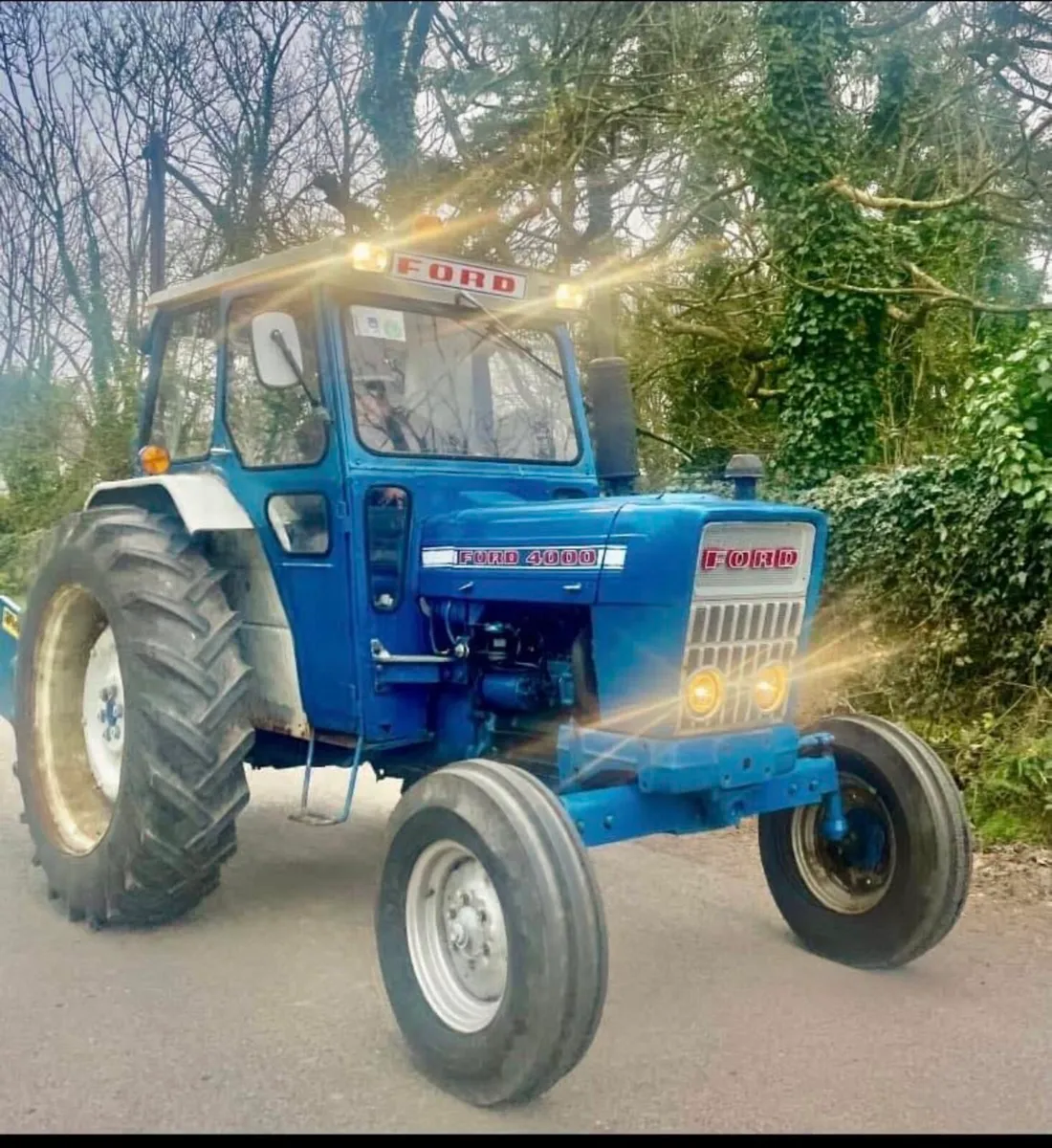Ford 4000 Tractor - Image 1