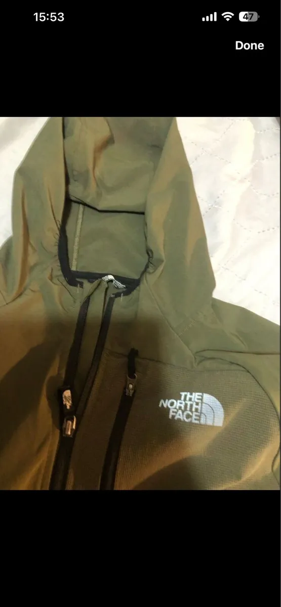 Boys northface tracksuit size XXL €20 - Image 4