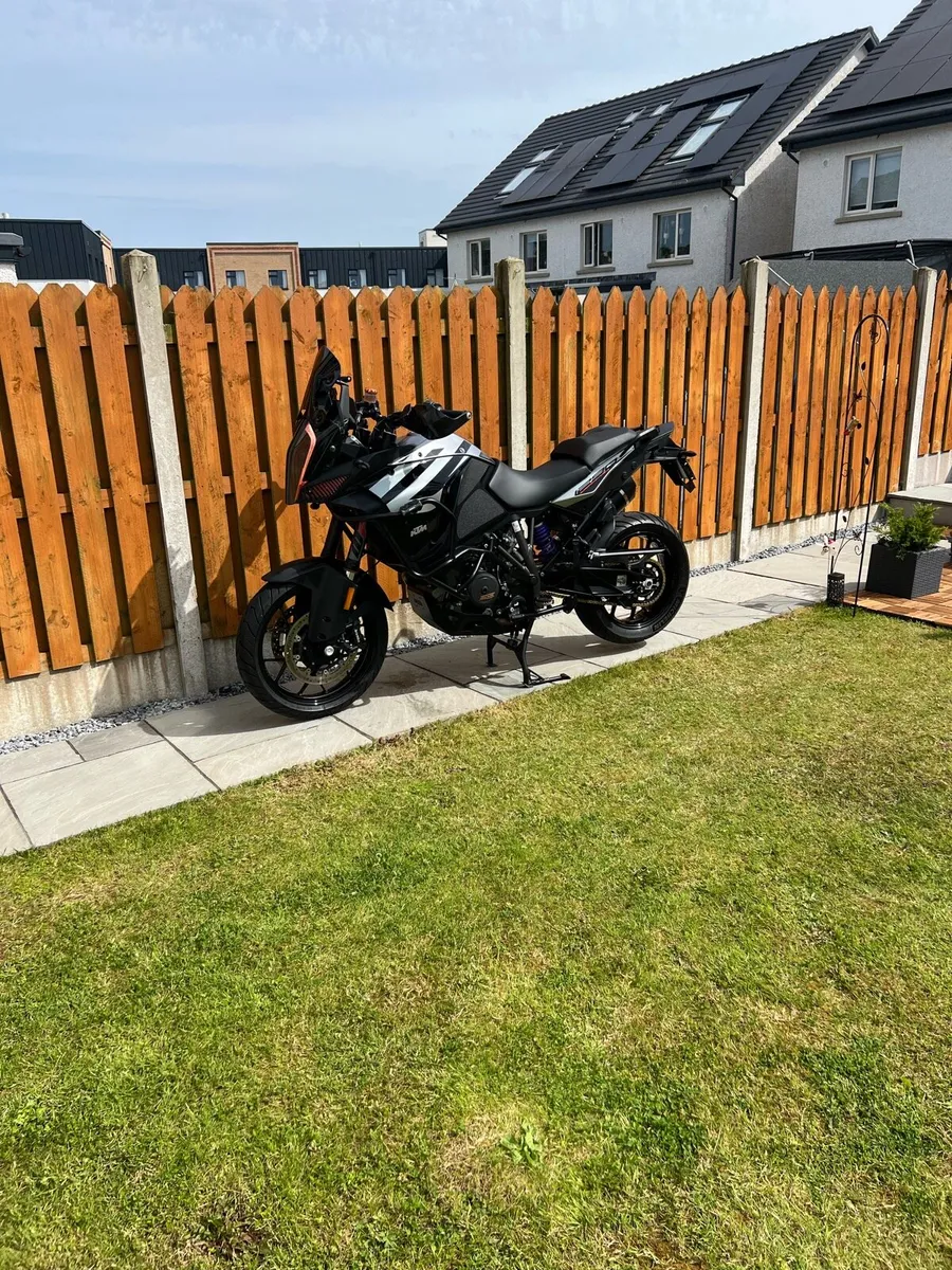Motorcycle - Image 1