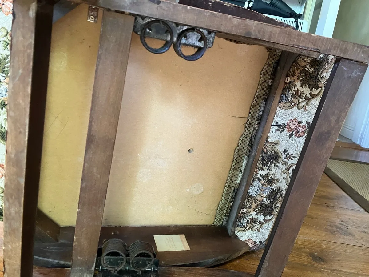Old Irish rocking chair (spring mounted) - Image 4