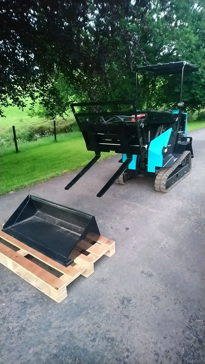 NEW DELANO MINI SKIDSTEER - Image 3