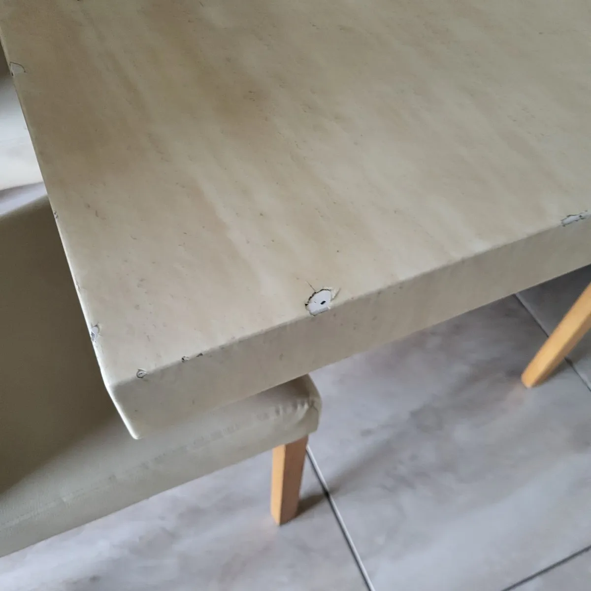Marble Table and chairs - Image 4