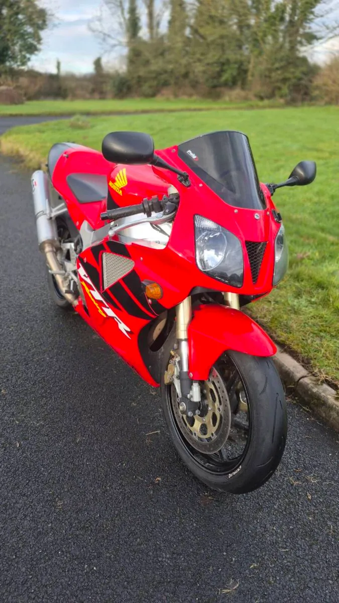 2002 Honda VTR 1000 SP1 - Image 3
