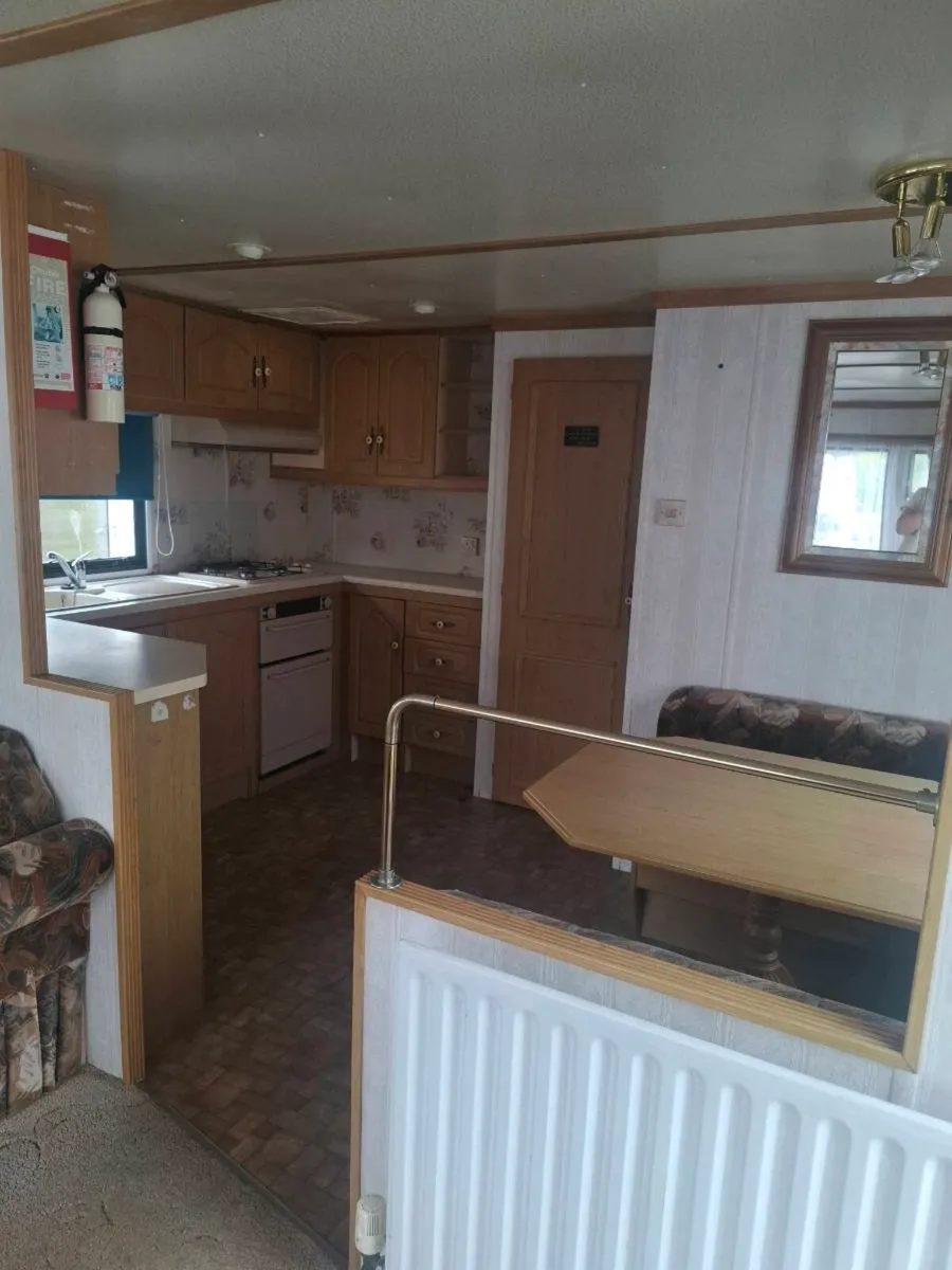 32x12 Mobile Home. Oil Heating. FREE DELIVERY - Image 4