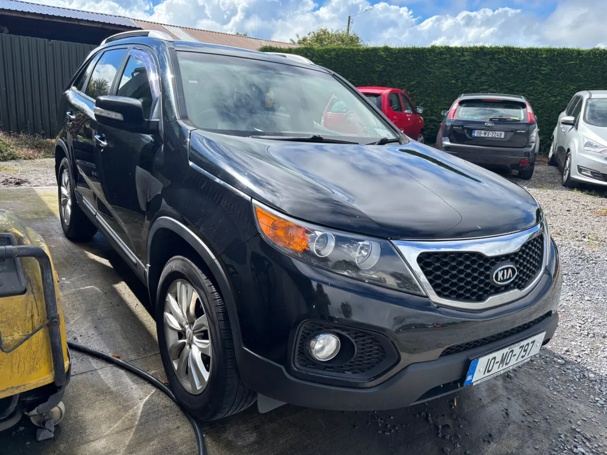 2010 Kia sorento 2.2 - Image 1