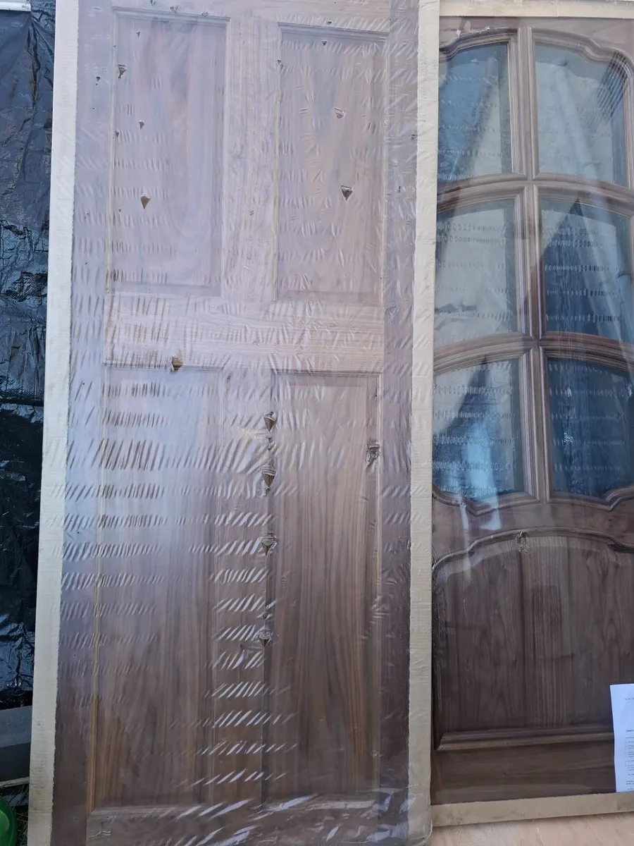 Door Deanta.  Solid Walnut. - Image 3