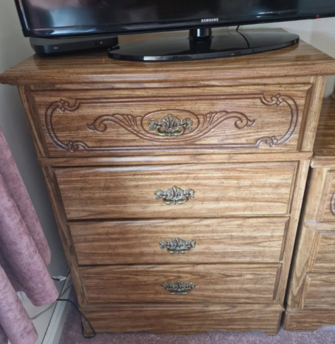 Solid Wood American Bedroom Furniture - Image 4
